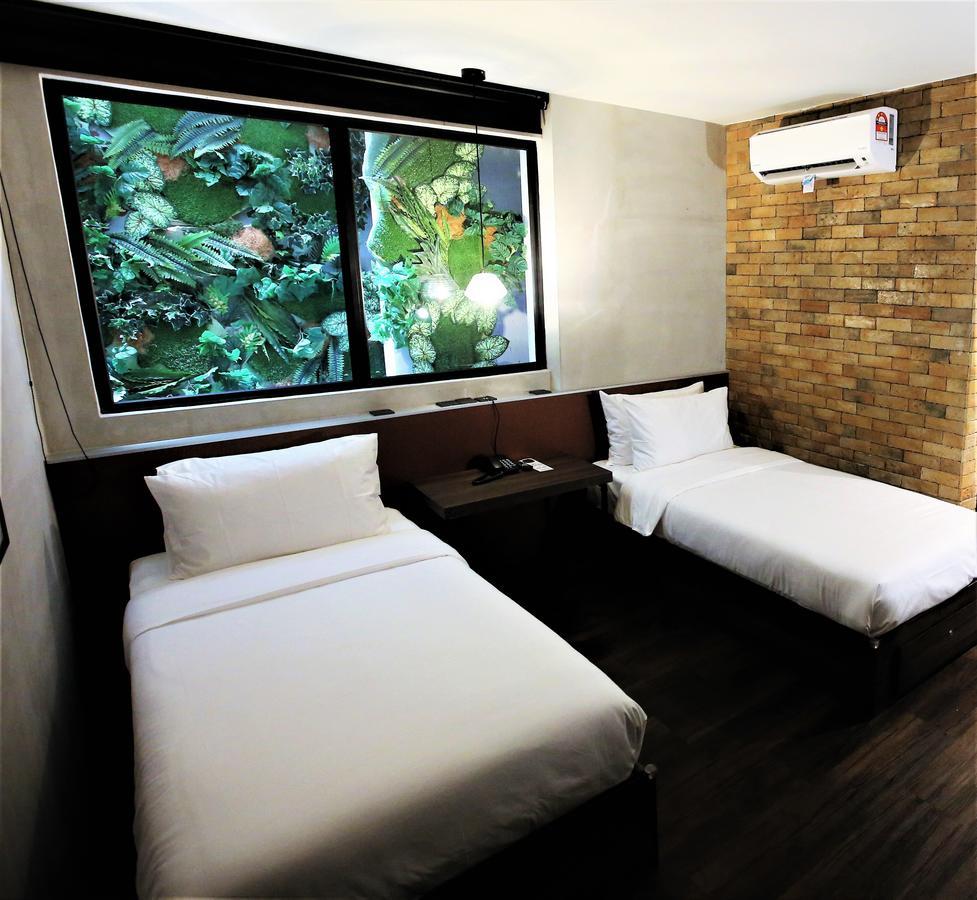 The Rucksack Caratel - Jonker Wing Hotell Malacca Exteriör bild